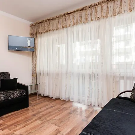 Mistral Z Parkingiem Blisko Plazy By Renters Lejlighed *